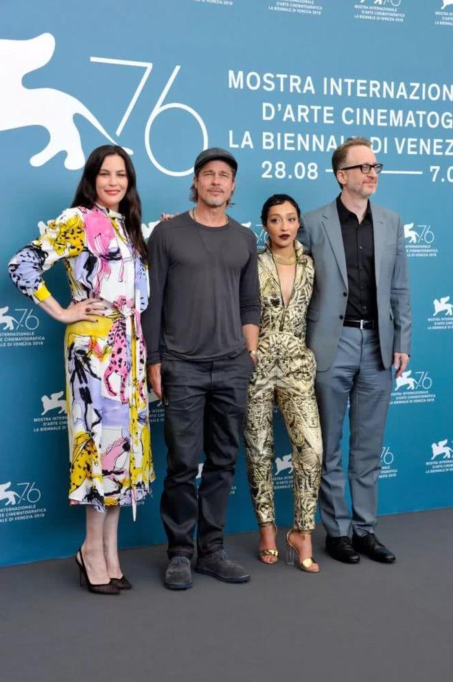 摩纳哥训练开放日，今晚状态回暖引欢呼，荷甲在即，高层口径保持一致(荷甲2024至2025积分榜)