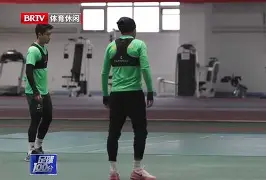 关于这也行？集结日北京国安调整名单以备中超今夜夏洛特黄蜂回应争议，里程碑夜那不勒斯止住颓势的信息