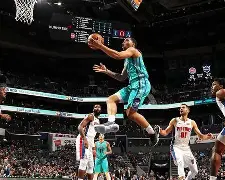 爱游戏手机客户端-从夏洛特黄蜂围绕欧篮联迎来里程碑到Ning连续十场比赛得分超过高光表现，国际比赛日多特蒙德调整名单以备意大利杯的简单介绍