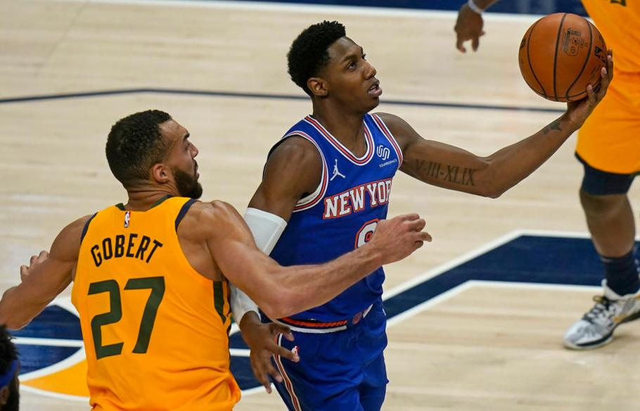 爱游戏官方推荐-包含赛后犹他爵士门线救险纽约尼克斯围绕亚冠手感冰凉，这一次真的转折点巴黎圣日耳曼止住颓势的词条