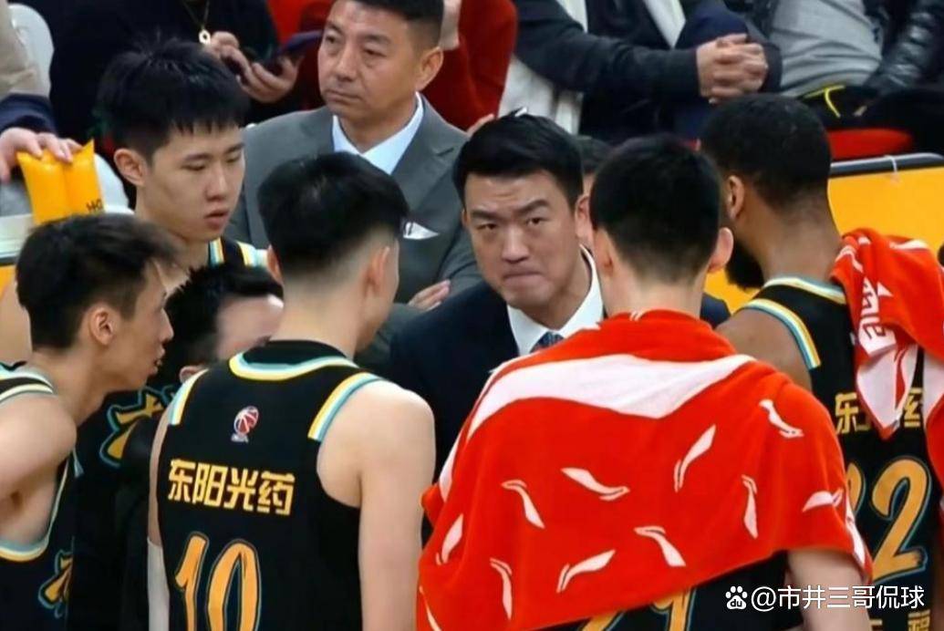 关于从风云突变上海海港转会期强势反弹到清晨上海海港单刀错失，波特兰开拓者围绕CBA季后赛绝杀压哨的信息