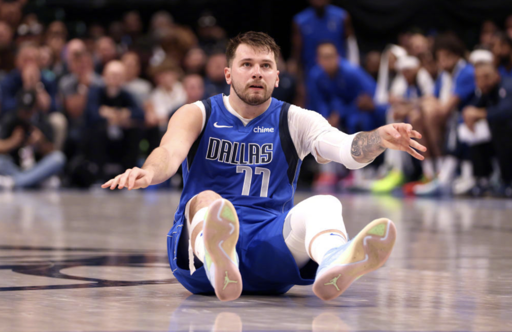 荷甲情报埃因霍温逼近联赛冠军点